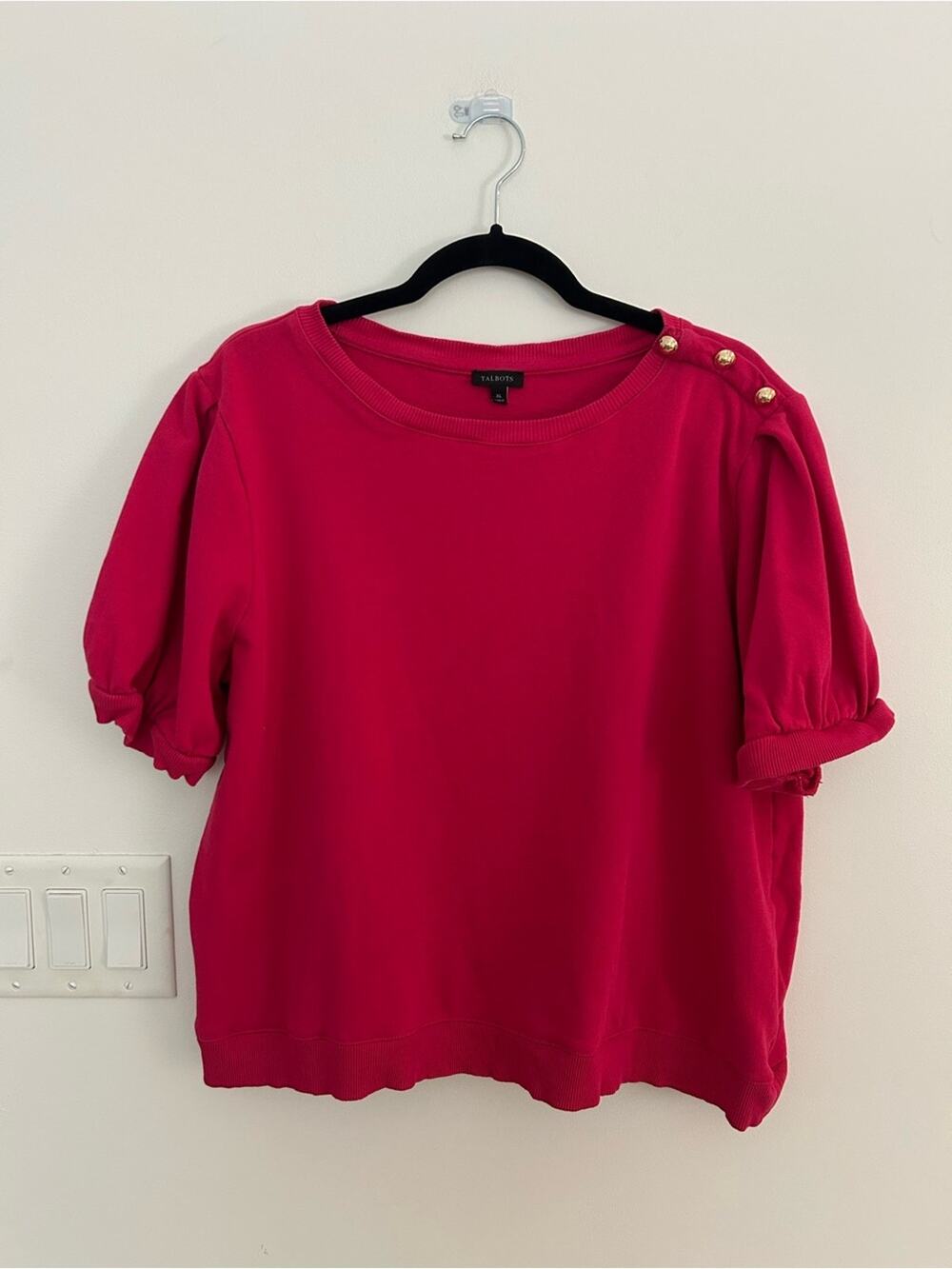 Talbots Women’s XL Pink Puff Sleeve Sweatshirt Gold Button Shoulder 100% Cotton
